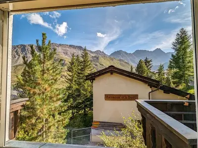 Ferienwohnung für 6 Personen in Arosa 4/10