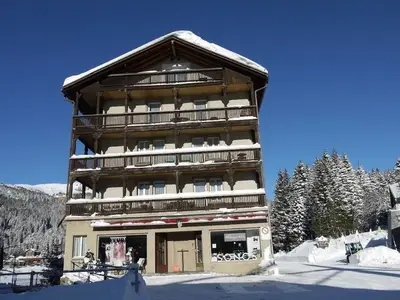 Ferienwohnung für 8 Personen (115 m²) in Arosa 2/10