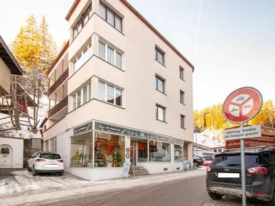 Ferienwohnung für 7 Personen (100 m²) in Arosa 6/10