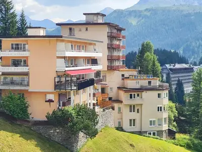 Ferienwohnung für 3 Personen (45 m²) in Arosa 4/10
