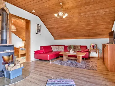 Wohnzimmer mit Kamin