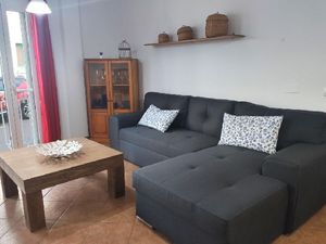 23157349-Ferienwohnung-3-Arrecife-300x225-1