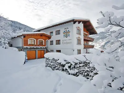Ferienwohnung für 4 Personen (50 m²) in Arzl im Pitztal 1/10