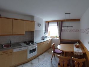 23892156-Ferienwohnung-5-Arzl im Pitztal-300x225-5