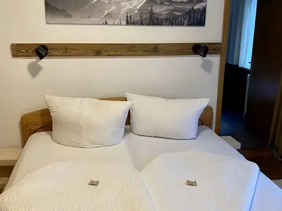 93C18814-80CD-48D8-A539-ED4F7B0C50D8