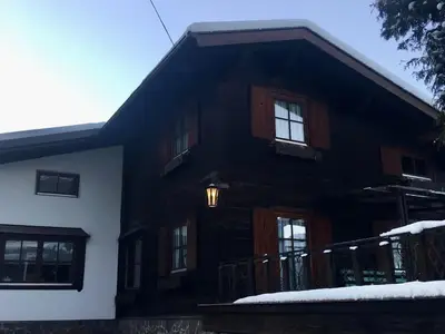 dc109ff9-3a19-4635-b7b0-a421056733d2