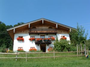 22367093-Ferienwohnung-5-Aschau im Chiemgau-300x225-4