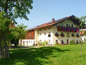 22367095-Ferienwohnung-2-Aschau im Chiemgau-300x225-2