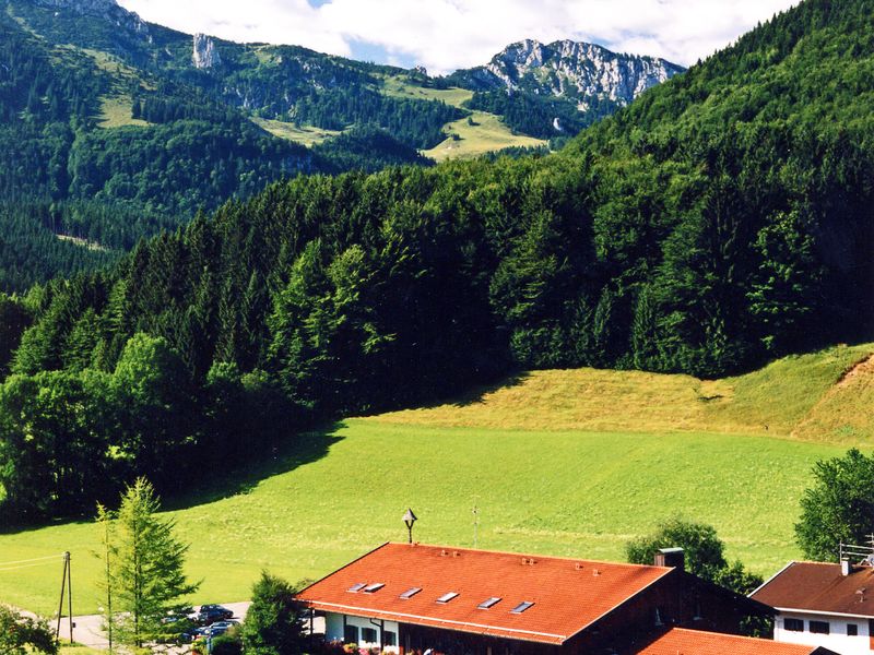 22356561-Ferienwohnung-2-Aschau im Chiemgau-800x600-2