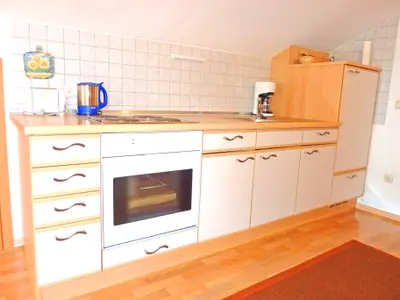 Wohnraum mit Küchenzeile