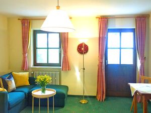 22405915-Ferienwohnung-2-Aschau im Chiemgau-300x225-5