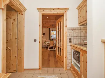 Zirbenstube Küchenzeile