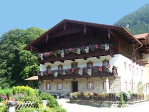 Ferienwohnung für 3 Personen in Aschau im Chiemgau