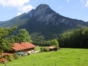 22031507-Ferienwohnung-4-Aschau im Chiemgau-300x225-5