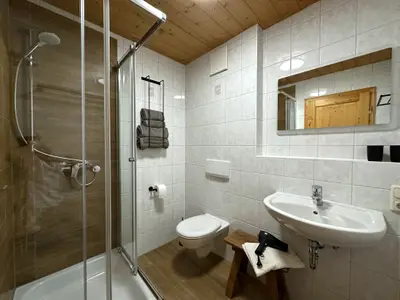 Badezimmer Dusche/WC