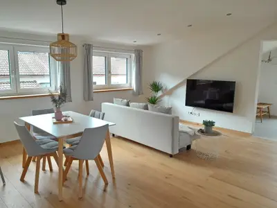 Bergblick Loft Wohnraum