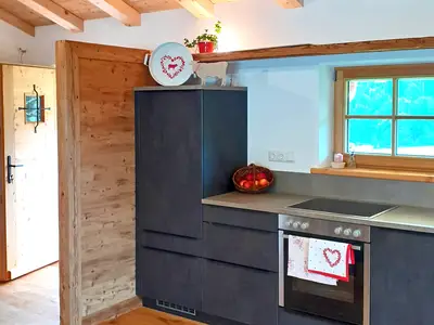 Wohnraum mit Küchenzeile