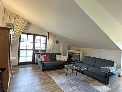 Wohnraum mit Schlafcouch