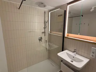 Badezimmer Dusche/WC