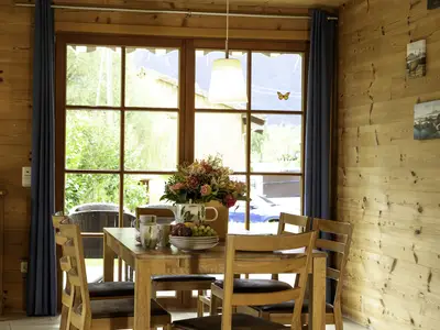 Wohnraum mit Essplatz