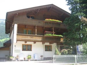 19254172-Ferienwohnung-6-Aschau im Zillertal-300x225-1