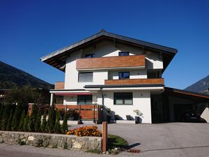 21993031-Ferienwohnung-5-Aschau im Zillertal-300x225-1