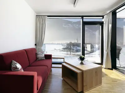 der Wohnraum mit Panoramablick