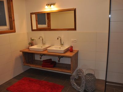 Badezimmer Doppelwaschbecken