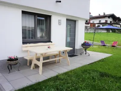 Zillertal_Aschau_Apart Frühmann_Hausansicht Sommer