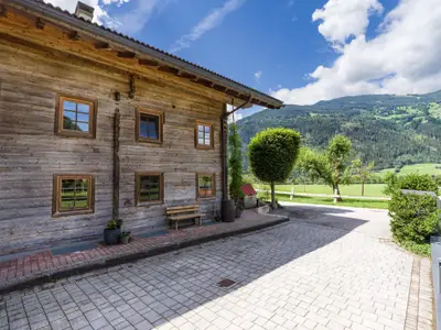 Haus_Fleide_Thurnbach_23_Aschau_Haus_aussen