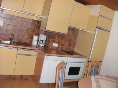 Zillertal-Aschau-Ferienwohnung-Haus-Holaus-KücheOG