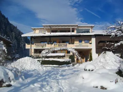 Haus im Winter