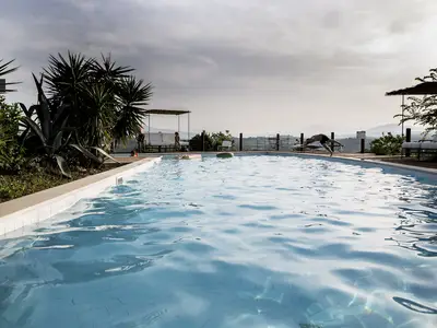 PoolOfHouse