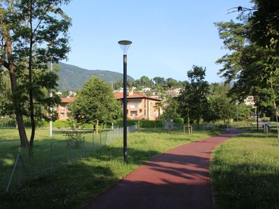 Die Residenza al Mulin befindet sich direkt neben dem "Parco dei poeti".