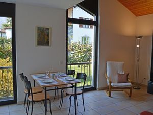 19279595-Ferienwohnung-4-Ascona-300x225-3