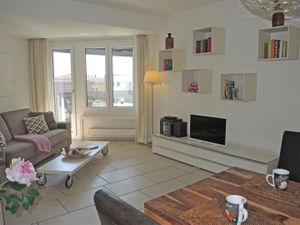 21877885-Ferienwohnung-4-Ascona-300x225-3