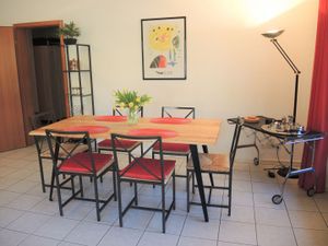 22796873-Ferienwohnung-4-Ascona-300x225-2