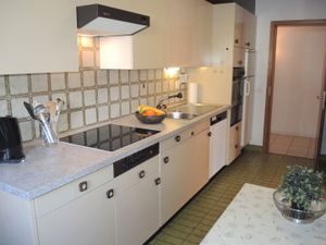 22796873-Ferienwohnung-4-Ascona-300x225-3