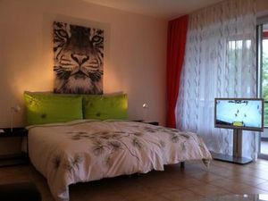 18727025-Ferienwohnung-2-Ascona-300x225-4