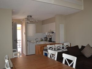 19252588-Ferienwohnung-4-Ascona-300x225-2