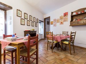 22435961-Ferienwohnung-5-Assisi-300x225-2