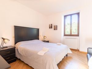 23745227-Ferienwohnung-4-Assisi-300x225-2