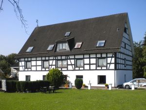 19341321-Ferienwohnung-6-Attendorn-300x225-0