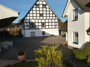 19341321-Ferienwohnung-6-Attendorn-300x225-4