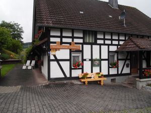 22685599-Ferienwohnung-3-Attendorn-300x225-5