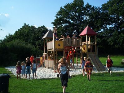 Campingplatz Hof Biggen - Mietwohnwagen Spielplatz