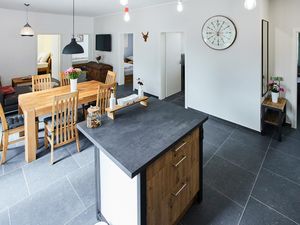 24057215-Ferienwohnung-6-Attendorn-300x225-5