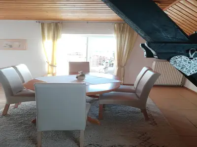 DiningRoom