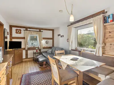 Photo, INSIDE, OUTSIDE