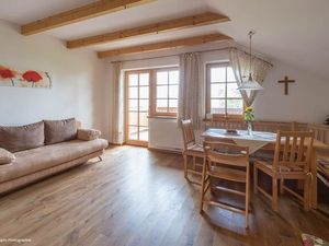 23532648-Ferienwohnung-5-Attersee-300x225-5